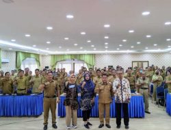 Hadiri Sosialisasi Gratifikasi, Bupati Sekadau Aron: Pentingnya Membangun Zona Integritas