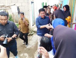 Sudah Tak Layak Huni, Herman Deru Tinjau Kondisi Rumah Ibu Azizah untuk Program Bedah Rumah