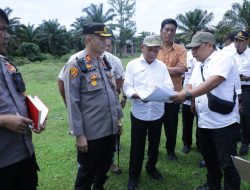Bupati Bersama Kapolres Asahan Tinjau Lokasi Pembangunan Mako Polsek Aek Kuasan