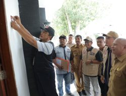 PPS Kelurahan Mekar Baru Lakukan Pendataan Pemilih Kepada Bupati Asahan.