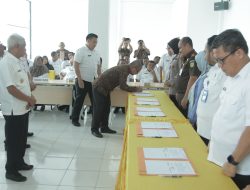 Pemkab Asahan Tanda Tangani Naskah Perjanjian Kerjasama Dengan 12 Instansi Penyedia Layanan.