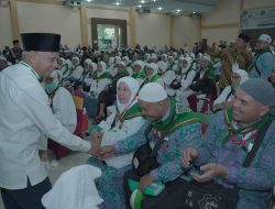 Bupati Asahan Lepas Keberangkatan Jamaah Calon Haji Di Asrama Haji Medan
