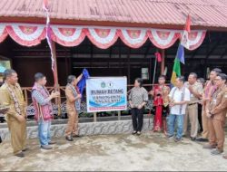 Bupati Sekadau Resmikan Rumah Betang Tamongokng Naga Lantai