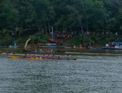 Pemkab Sekadau Dukung Lomba Sampan Bidar