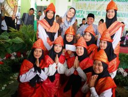 Gubernur Herman Deru Motivasi Ibu-Ibu Tanam Cabai dan Bawang Sukseskan Program GSMP 