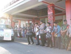 Bupati Sanggau Lepas Pawai Ta’ruf Mobil Hias MTQ XXXI