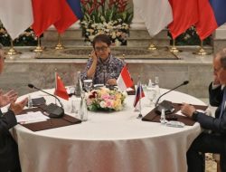 Indonesia Langsungkan Pertemuan Trilateral dengan China dan Rusia