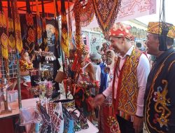 IWAPI Apresiasi Pekan Gawai Dayak Kapuas Hulu dalam Mendukung UMKM
