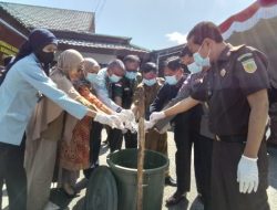 Barang Bukti yang Telah Berkekuatan Hukum Dimusnahkan Kejari Sanggau