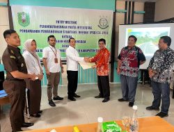 Kadis DBM SDA Sanggau Lakukan Penandatanganan Fakta Integritas