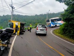 Masih Bandel, Truk Angkut Pasir Diingatkan Tak Lewat Kedisan-Penelokan