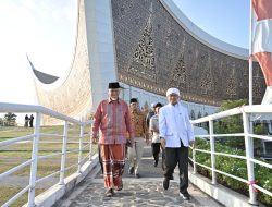 Subuh Mubarokah Bersama Aa Gym, Mahyeldi Mengajak Generasi Muda Menjadi Pribadi Berakhlakul Karimah