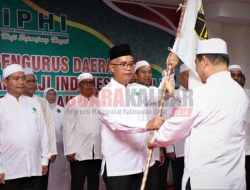 Sumastro Diamanahkan Jadi Ketua Ketua PD IPHI Kota Singkawang