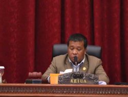 Rapat Paripurna DPRD Landak, Kesepakatan KUA dan PPAS APBD 2024 Ditandatangani