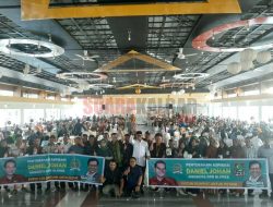 Anggota DPR RI Daniel Johan Berbagi Ilmu di Sambas