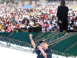 Ribuan Warga Sanggau Ikuti Jalan Sehat Kebangsaan Bersamaan OSO