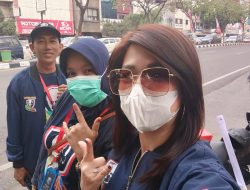 Antisipasi Dampak Kabut Asap Bagi Kesehatan, Satrel Ganjarist Kota Palembang Bagikan Ribuan Masker