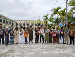 PT Askrindo Cabang Kisaran Bagi Al-Qur’an Ke Pesantren Bahrul Uluum Al-kamal