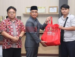 Pemkot Singkawang Serahkan Bantuan Usaha, Pulihkan Ekonomi Korban TPPO
