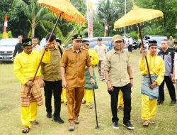 Bupati dan Wakil Bupati Ketapang Tinjau Program Pelayanan Kesehatan Gratis di Desa Negeri Baru