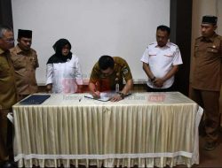 Pemkab KKU MoU KPU dan Bawaslu Kayong Utara Terkait Anggaran Pilkada 2024