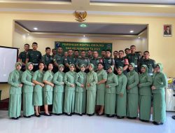 Anggota Kodim Sanggau Pembinaan Mental Ideologi dari Kejuangan dari Bintaldam Xll/Tpr