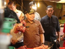 Pj Gubernur Sumsel Fatoni Cek Ke Pasar, Minta Bupati/Walikota Gelar Pasar Murah