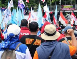 Buruh Tuntut Kenaikan Upah Minimum 15% pada 2024
