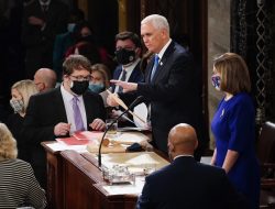 Pence mundur dari bursa calon presiden AS 2024