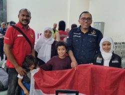 Menlu: “Alhamdulillah Kita Berhasil Evakuasi Satu Keluarga WNI”