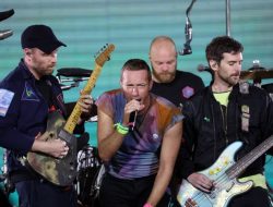 Dianggap Bawa Pesan LGBT, Konser Coldplay Didemo