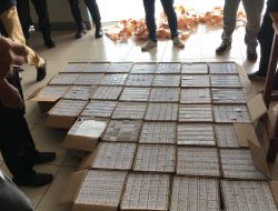 Tinta Pemilu 2024 Tiba di Gudang KPU Kapuas Hulu