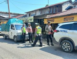 Tinta Tiba di Landak, Polres Landak Kawal Pendistribusian Logistik Pemilu 2024