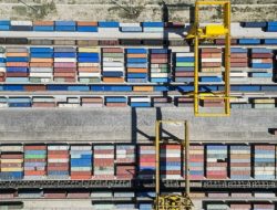 Xinjiang di China Resmikan Zona Perdagangan Bebas Percontohan