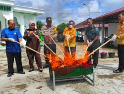 Kejari Ketapang Musnahkan Barang Bukti dari 30 Perkara Tindak Pidana Umum