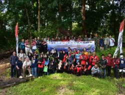 Pemdes Muara Jekak Bekerjasama dengan Tropenbos Indonesia dan KPH Ketapang Utara Melaksanakan Aksi Tanam Pohon
