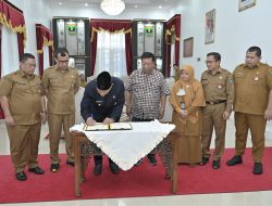Pemprov Sumbar dan FIELD Jalin Kerja Sama, Mahyeldi Tegaskan Pentingnya Pertanian Ramah Lingkungan