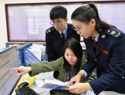 Dukungan Pajak dan Biaya, China Ringankan Beban Bisnis