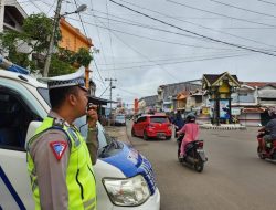Polisi Bakal Tertibkan Kendaraan yang Parkir Makan Badan Jalan di Ketapang