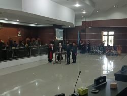 Disumpah, Dua Anggota PAW DPRD Lotim Dilantik