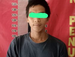 Pelaku Curat ST saat Diamankan Team Srigala Unit Reskrim Polsek Penukal Abab