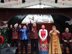 Festival Cap Go Meh di Kota Pontianak Suguhkan Kuliner dan Hiburan