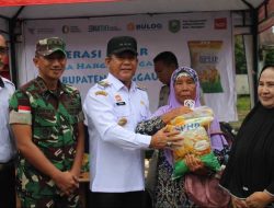 Pemkab Sanggau Gelar Operasi Pasar Murah