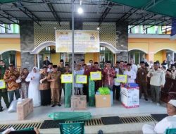 Safari Ramadhan di Nanga Taman, Bupati Sekadau Aron Ajak Masyarakat Jaga Persatuan dan Kesatuan
