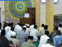 Sinergitas bersama Kajati Sumsel, Pj Gubernur Agus Fatoni Salat Berjamaah di Masjid Al Adli
