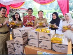 Bantu Warga Dapatkan Sembako Murah, Pj Gubernur Agus Fatoni Buka Operasi Pasar Perwakilan BPKP Sumsel