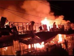 8 Ruko Pasar Sungai Kunyit  di Kabupaten Mempawah Terbakar
