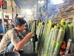 Produsen Lemang di Kota Pontianak Tambah Karyawan karena Banjir Oderan