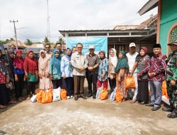 Pj. Bupati Banyuasin Hani S Rustam Salurkan Bantuan CPP dalam Upaya Meringankan Beban Masyarakat