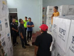 Pastikan Logistik Pemilu Aman, Pj. Bupati Sidak Logistik Kecamatan